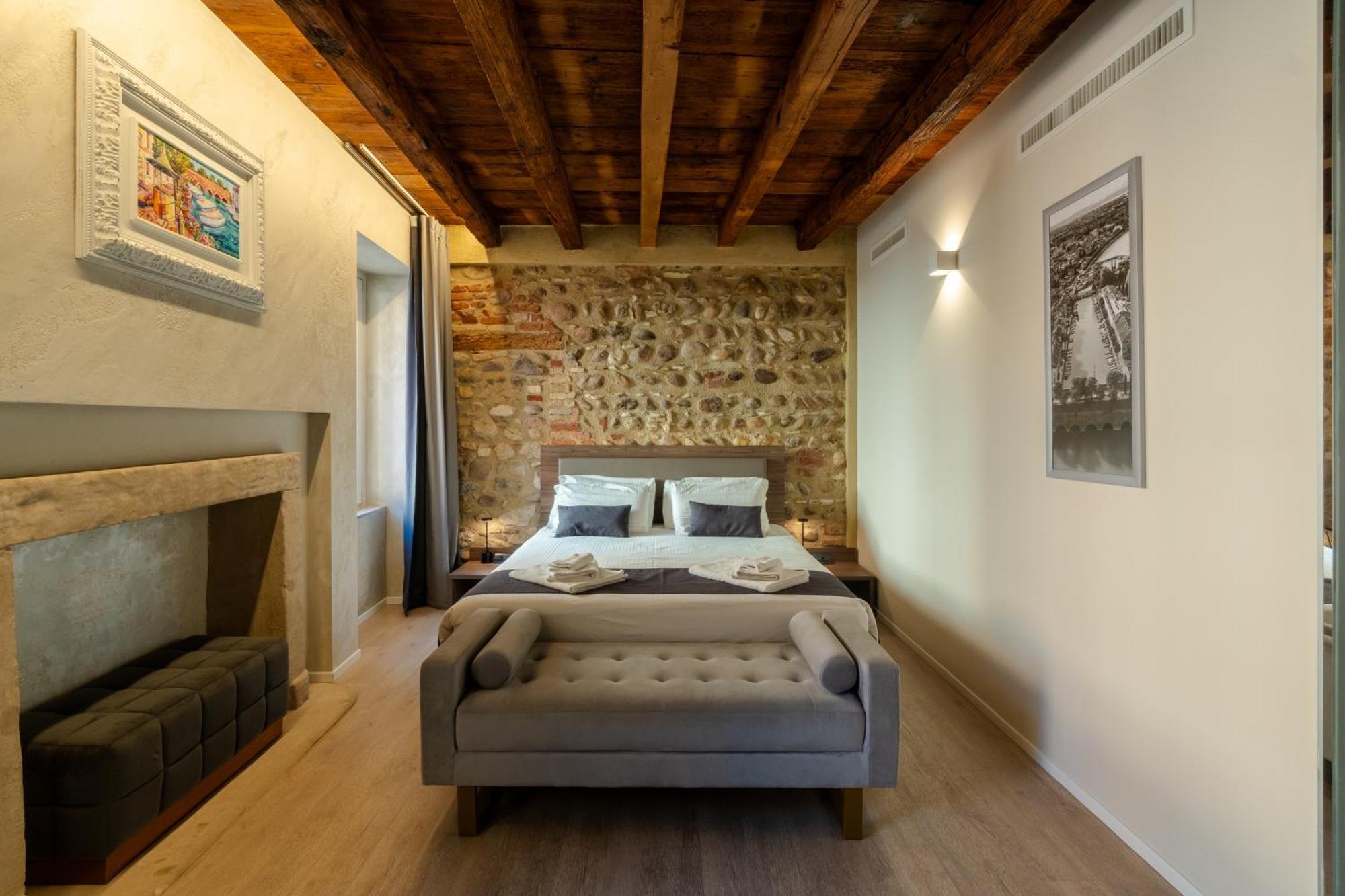 Hotel La Casa In Paese Peschiera del Garda Exterior foto