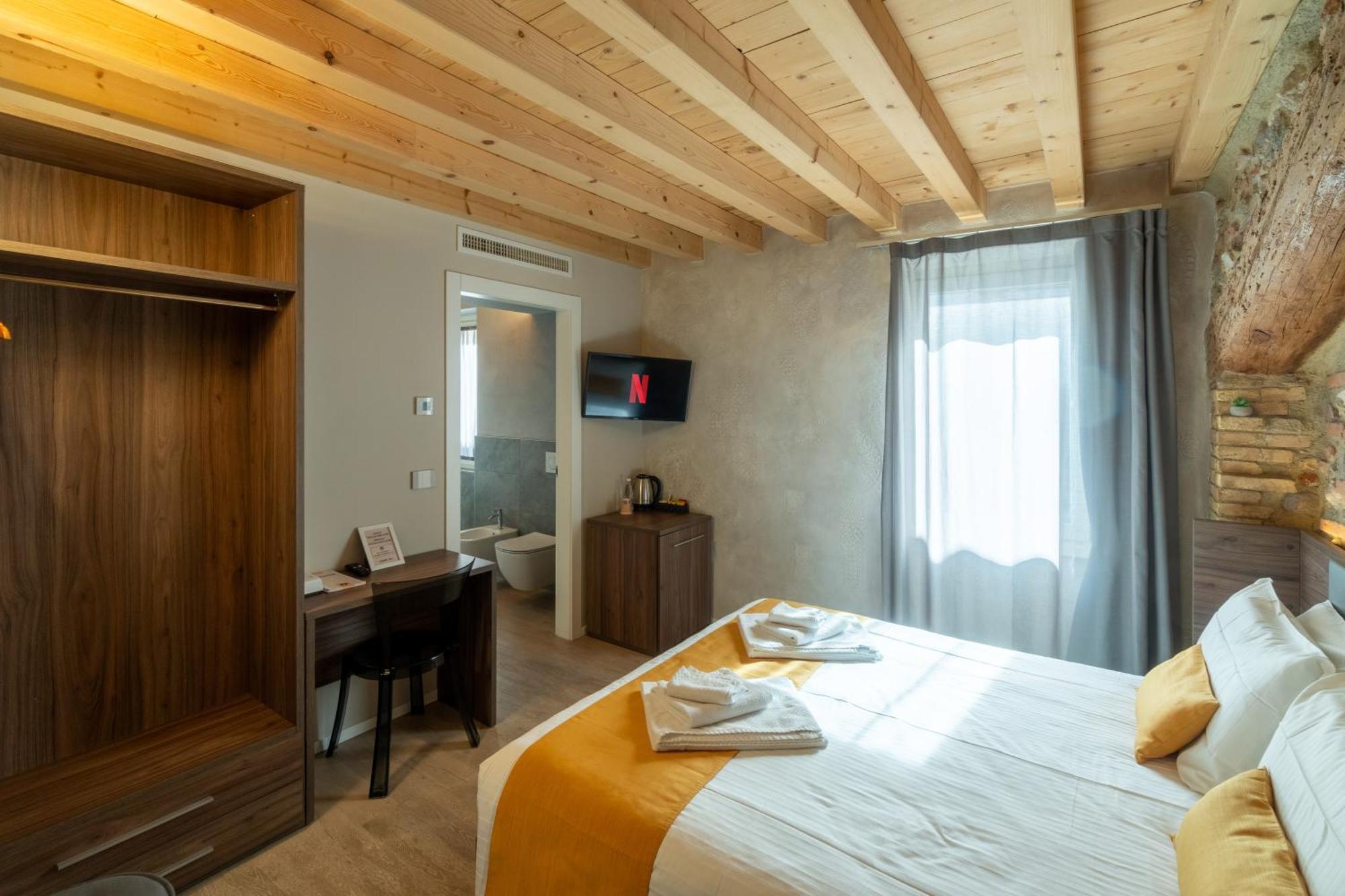 Hotel La Casa In Paese Peschiera del Garda Exterior foto